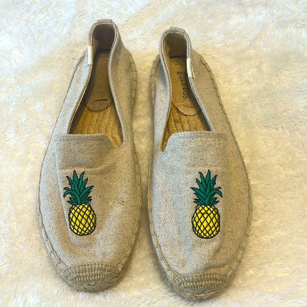 Soludos slipper pineapple embroidered
